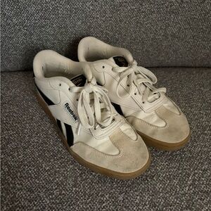 Reebok Smash Edge Sneakers